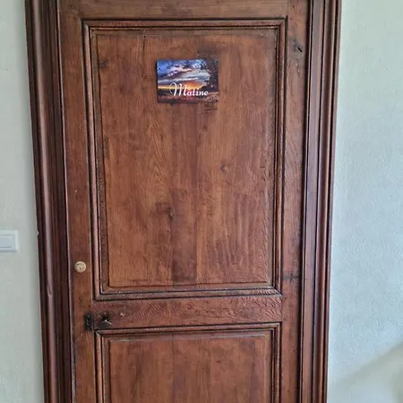 D'hote Dauge Oda ve Kahvaltı 3*
