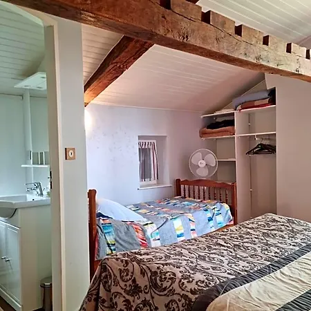 D'hote Dauge Oda ve Kahvaltı Saint-Cricq-Chalosse